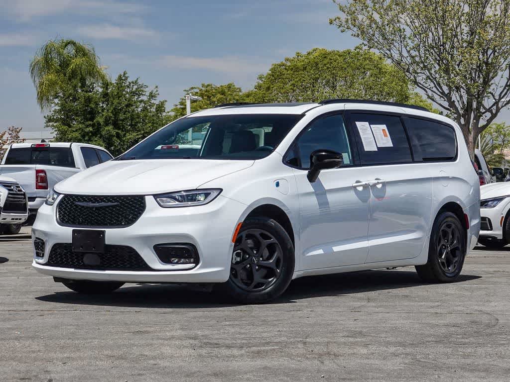 2024 Chrysler Pacifica
