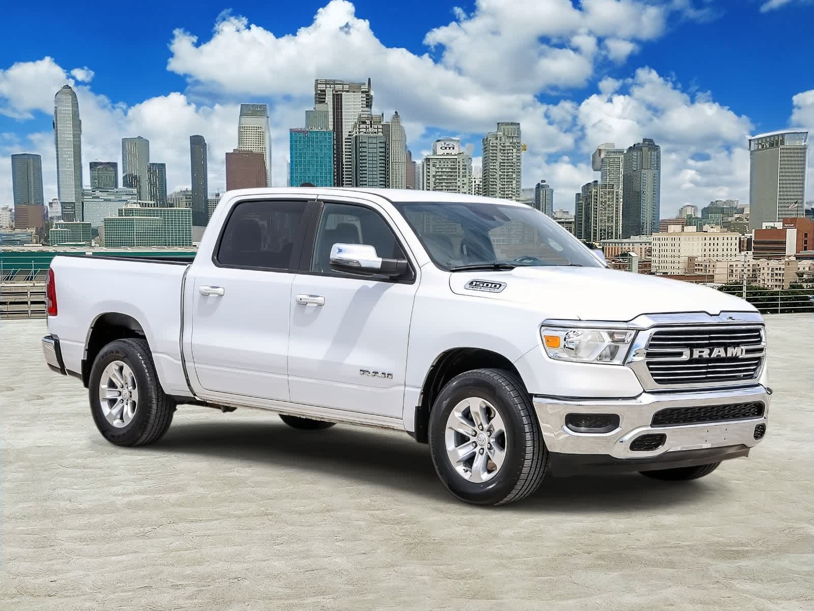 View vehicle photo 3