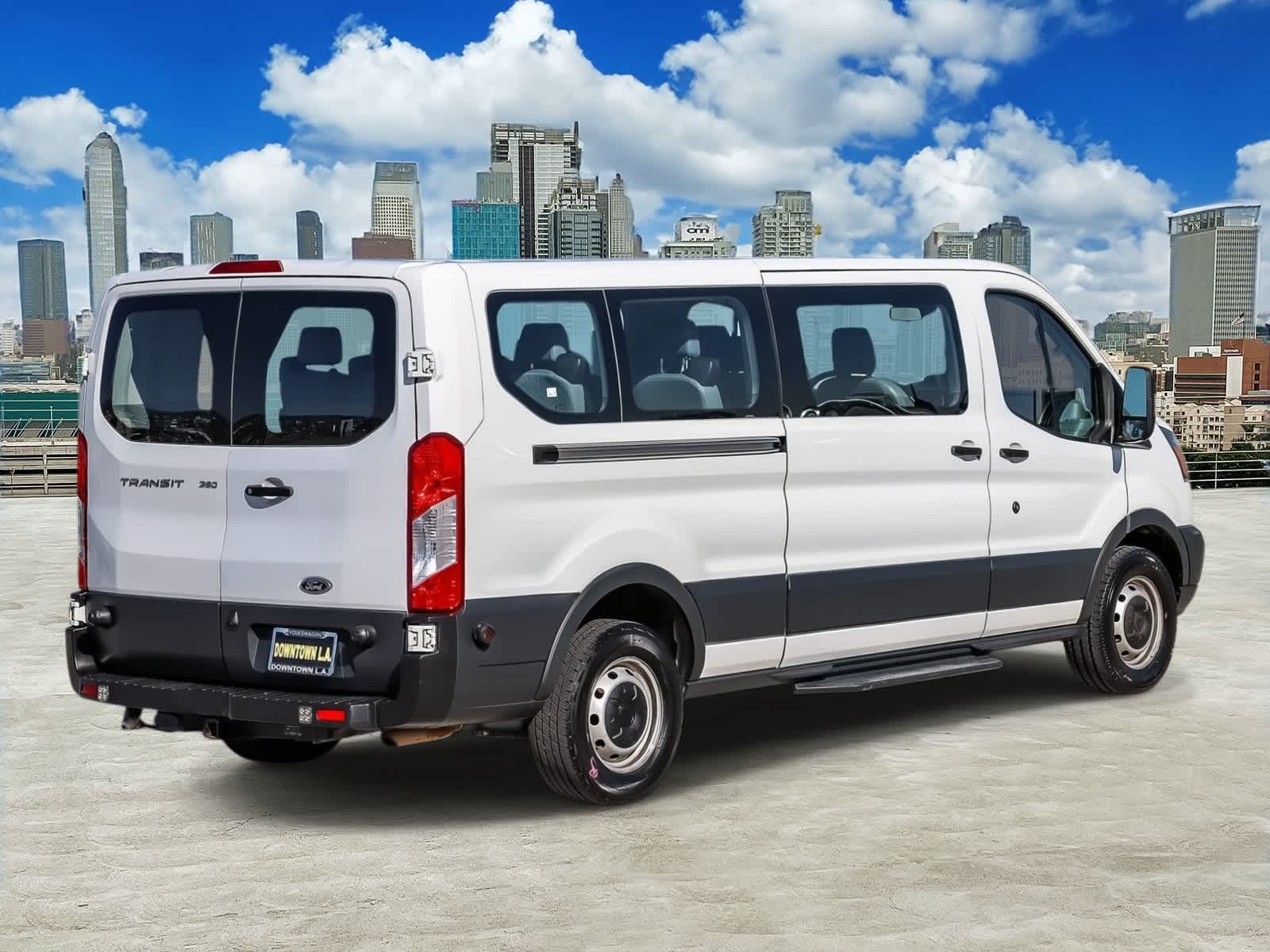 View vehicle photo 4