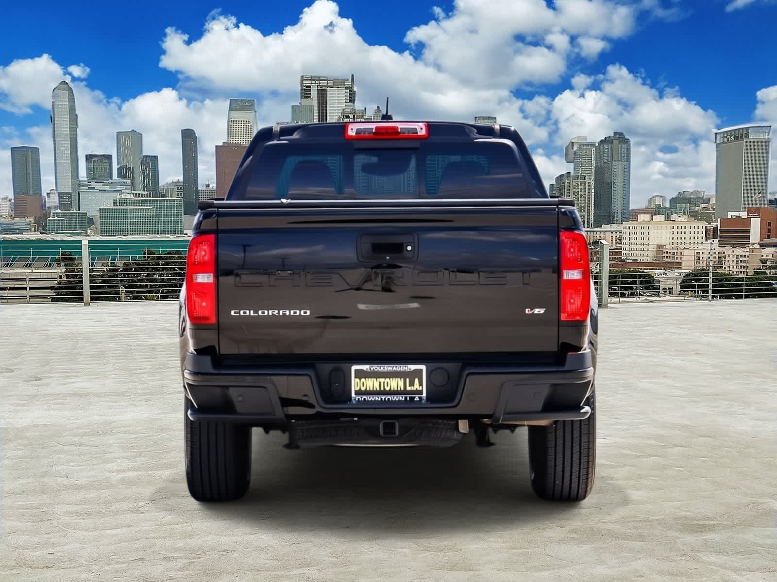 View vehicle photo 5