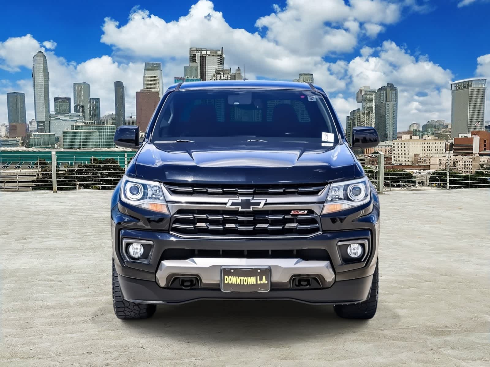 View vehicle photo 2