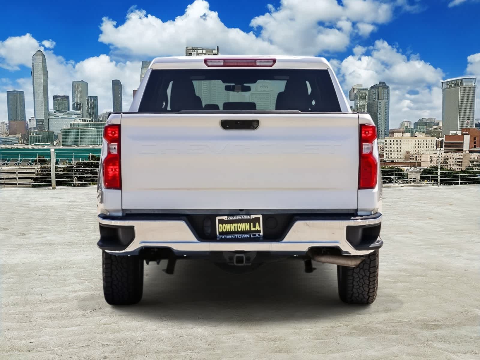 View vehicle photo 5