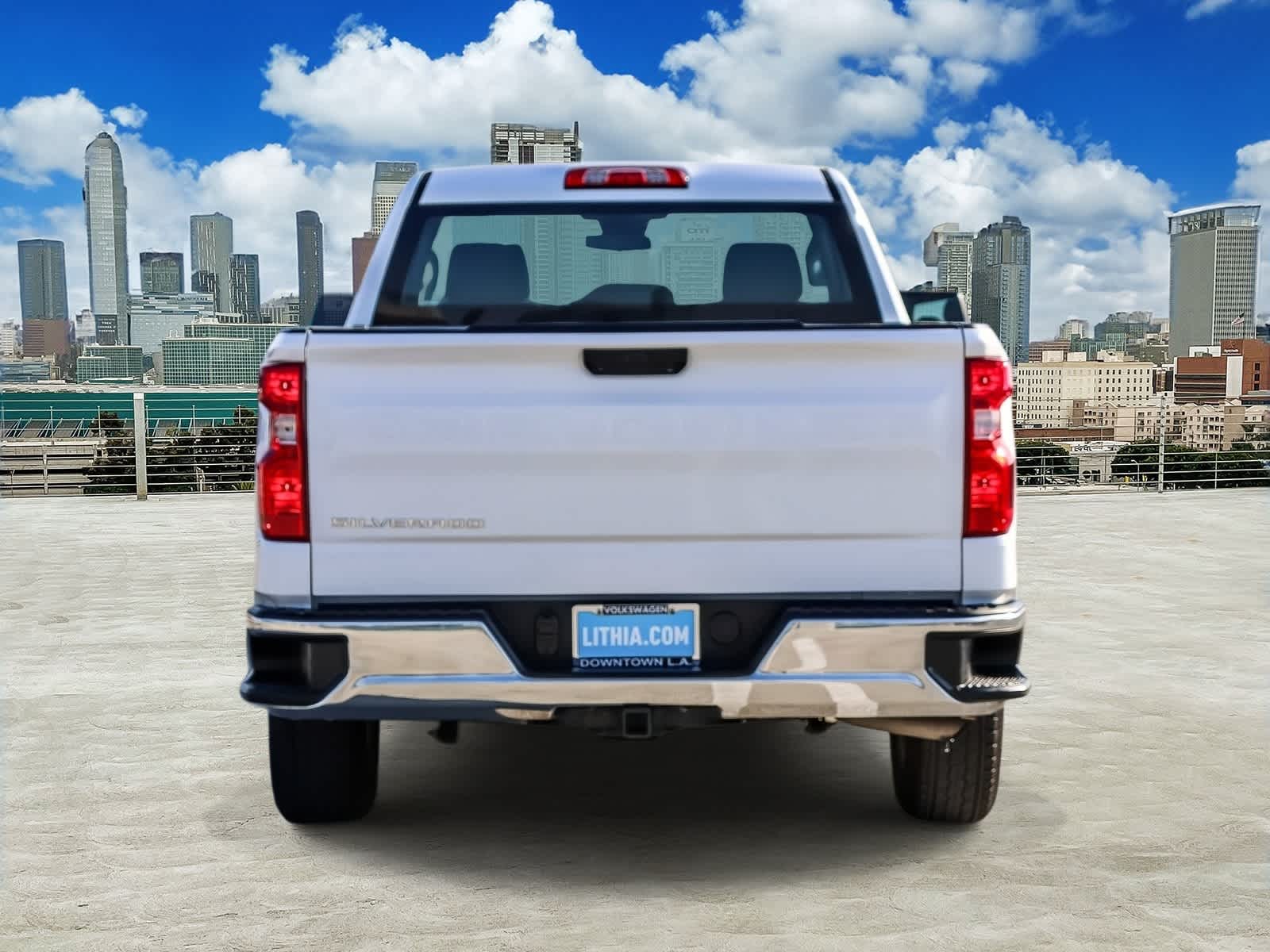 View vehicle photo 5