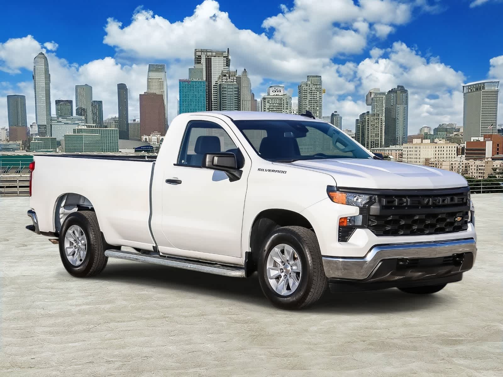 View vehicle photo 3