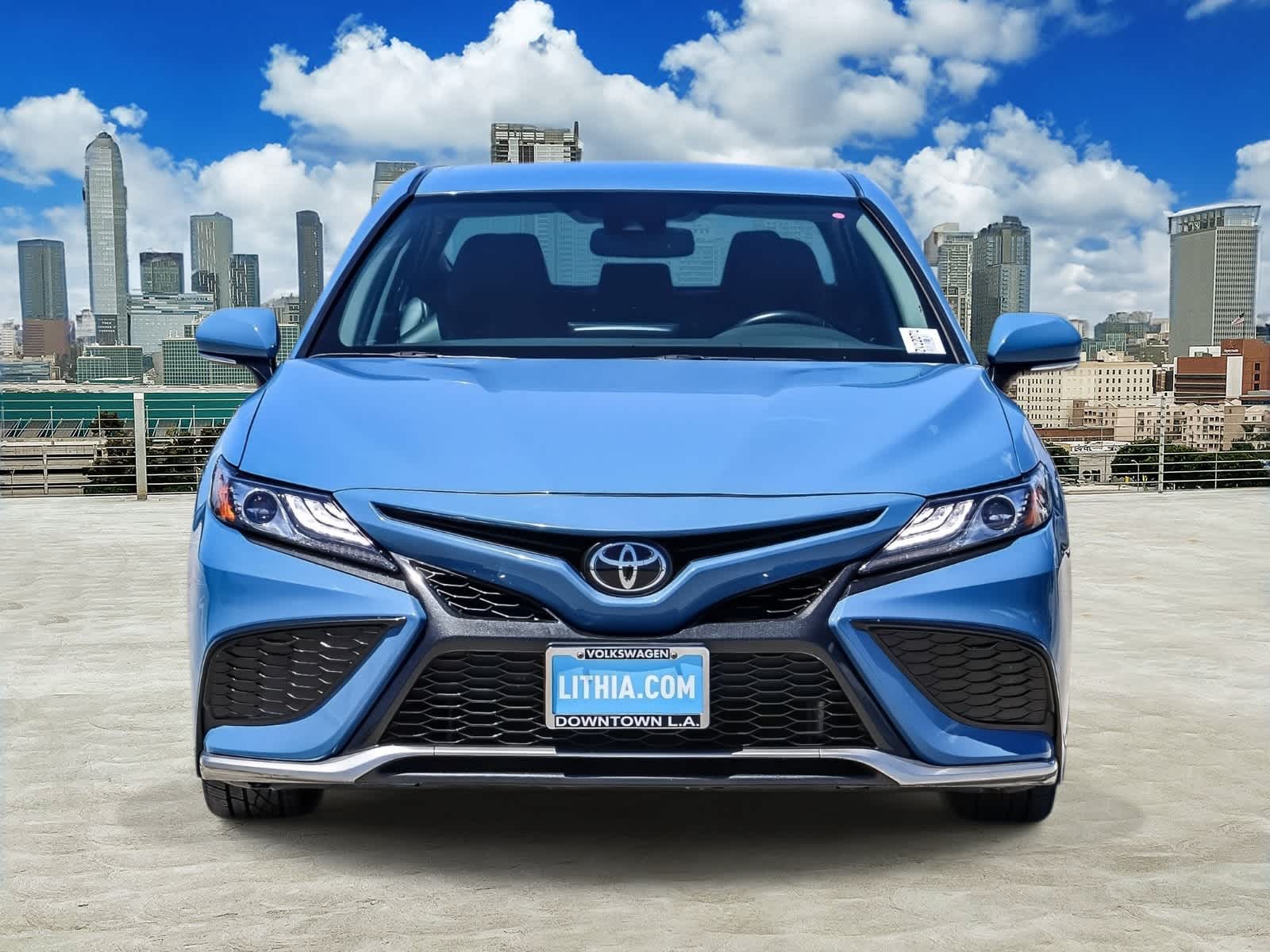 View vehicle photo 2