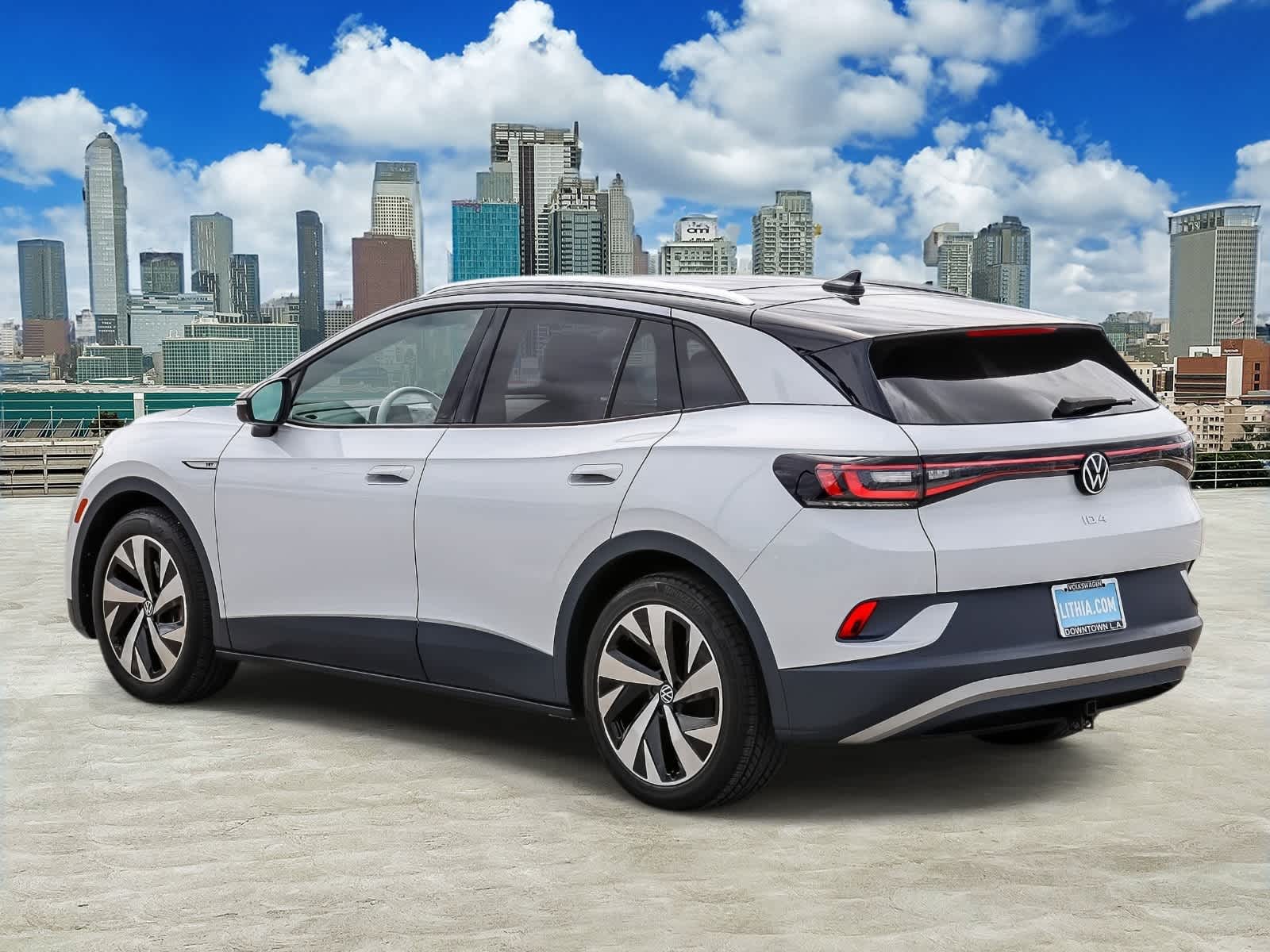 View vehicle photo 6