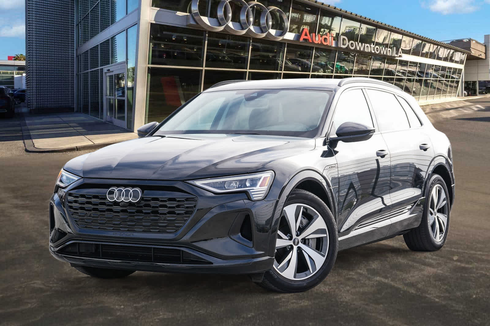 2024 Audi Q8 e-tron