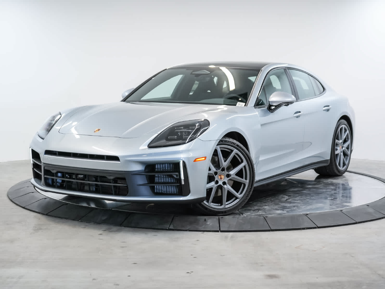 2026 Porsche Panamera