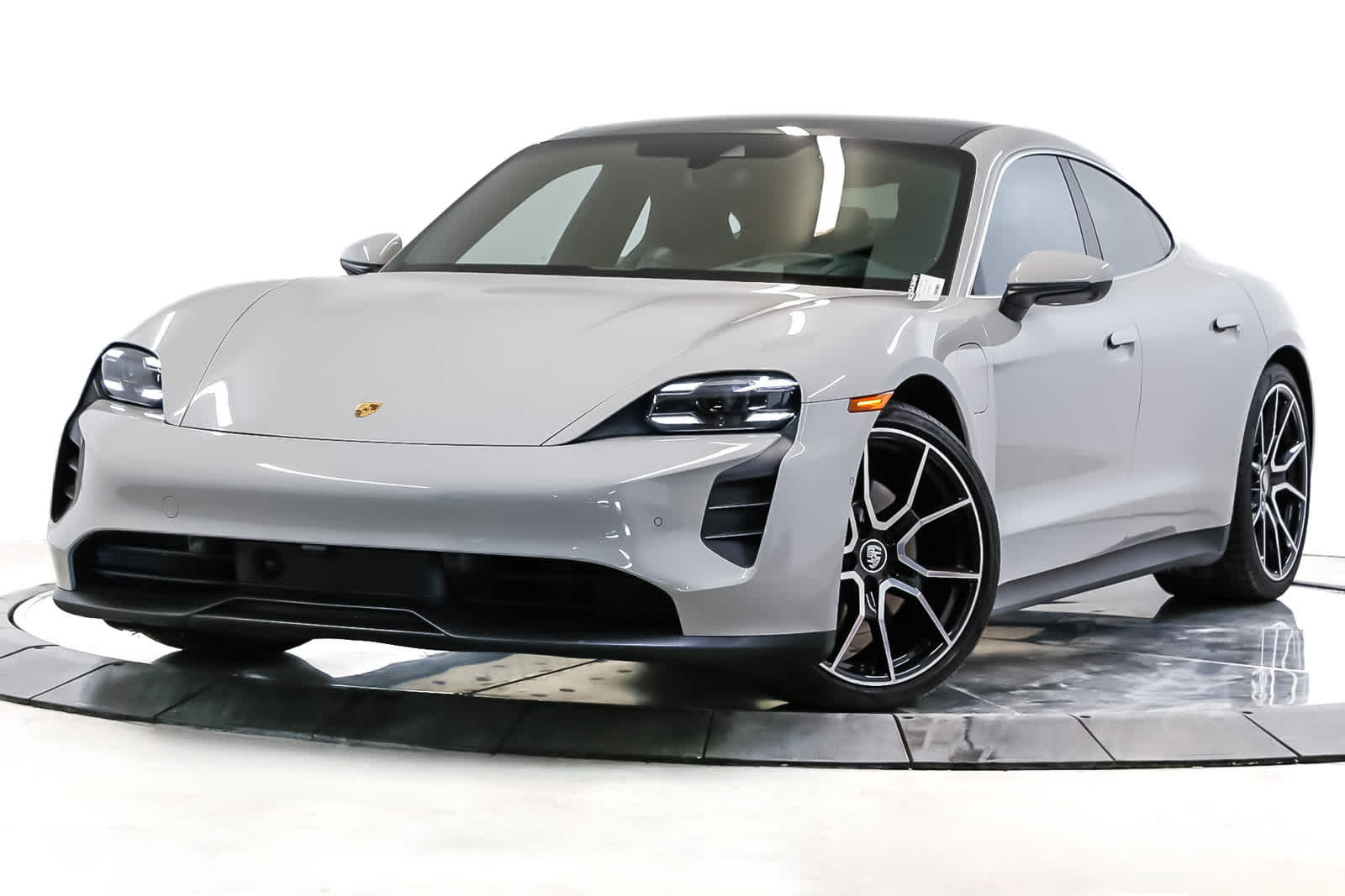 2024 Porsche Taycan