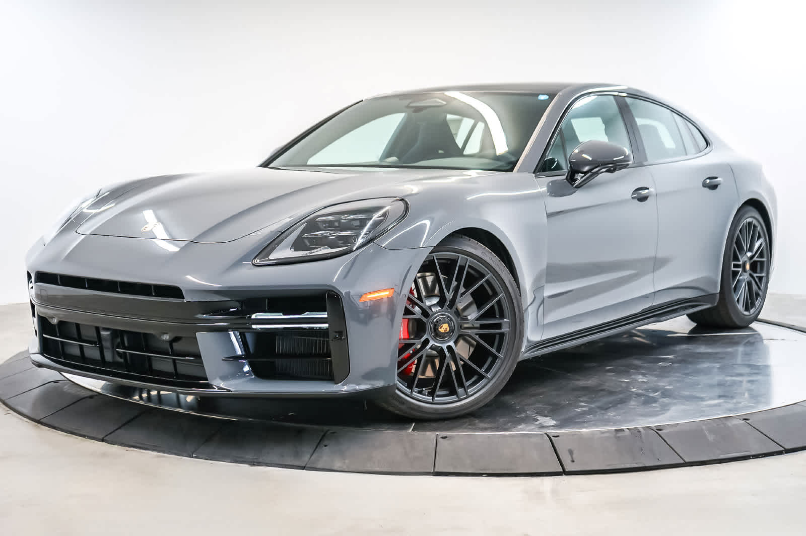 2026 Porsche Panamera