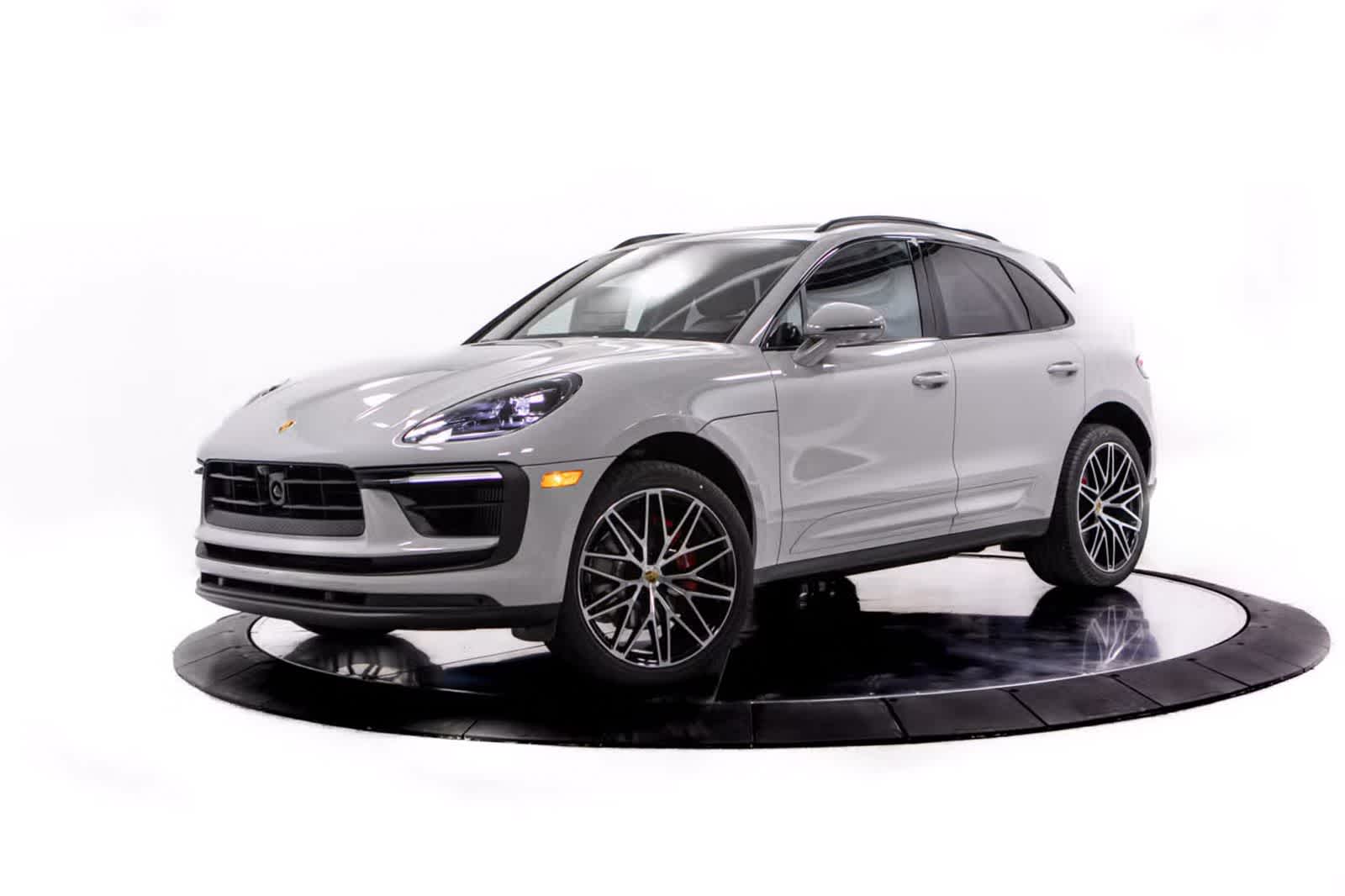 2026 Porsche Macan S AWD