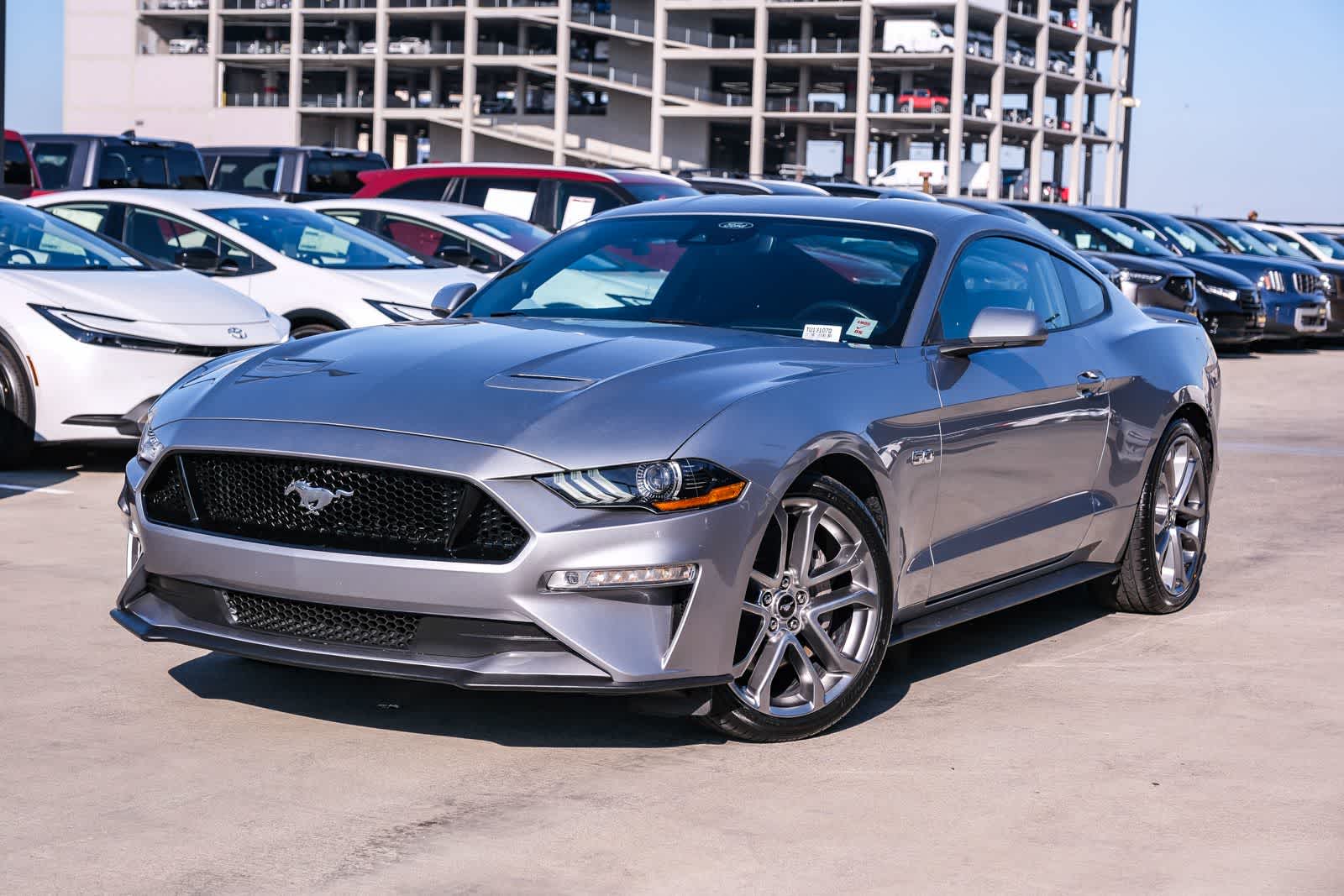 2022 Ford Mustang GT Coupe's photo