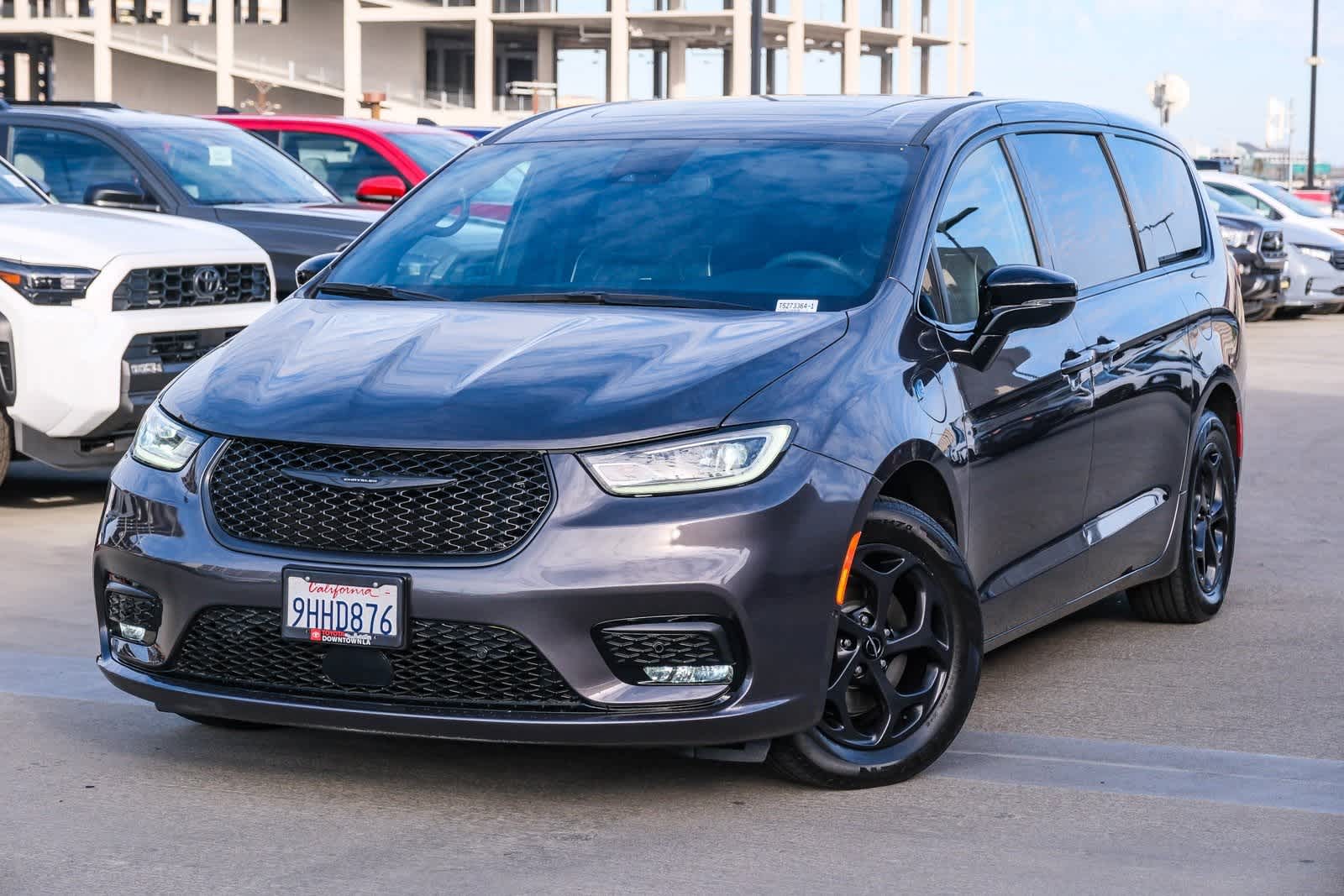 2023 Chrysler Pacifica Hybrid Limited