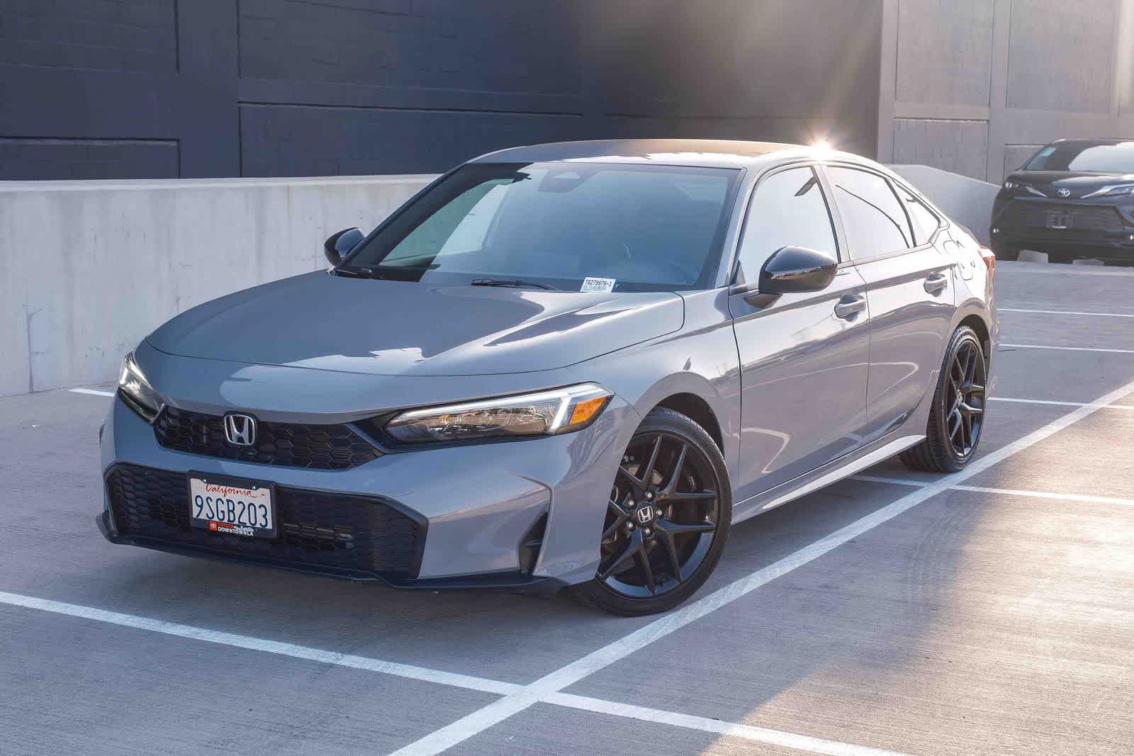 2025 Honda Civic Sport CVT's photo