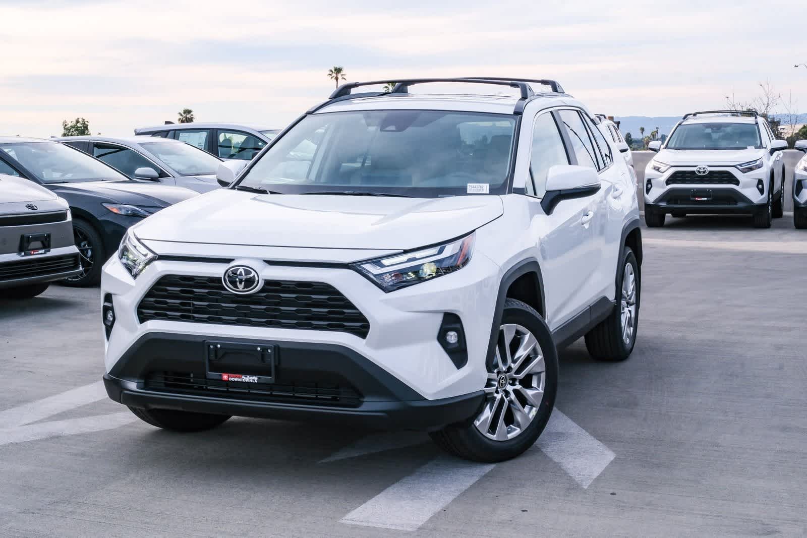 2025 Toyota RAV4 XLE Premium