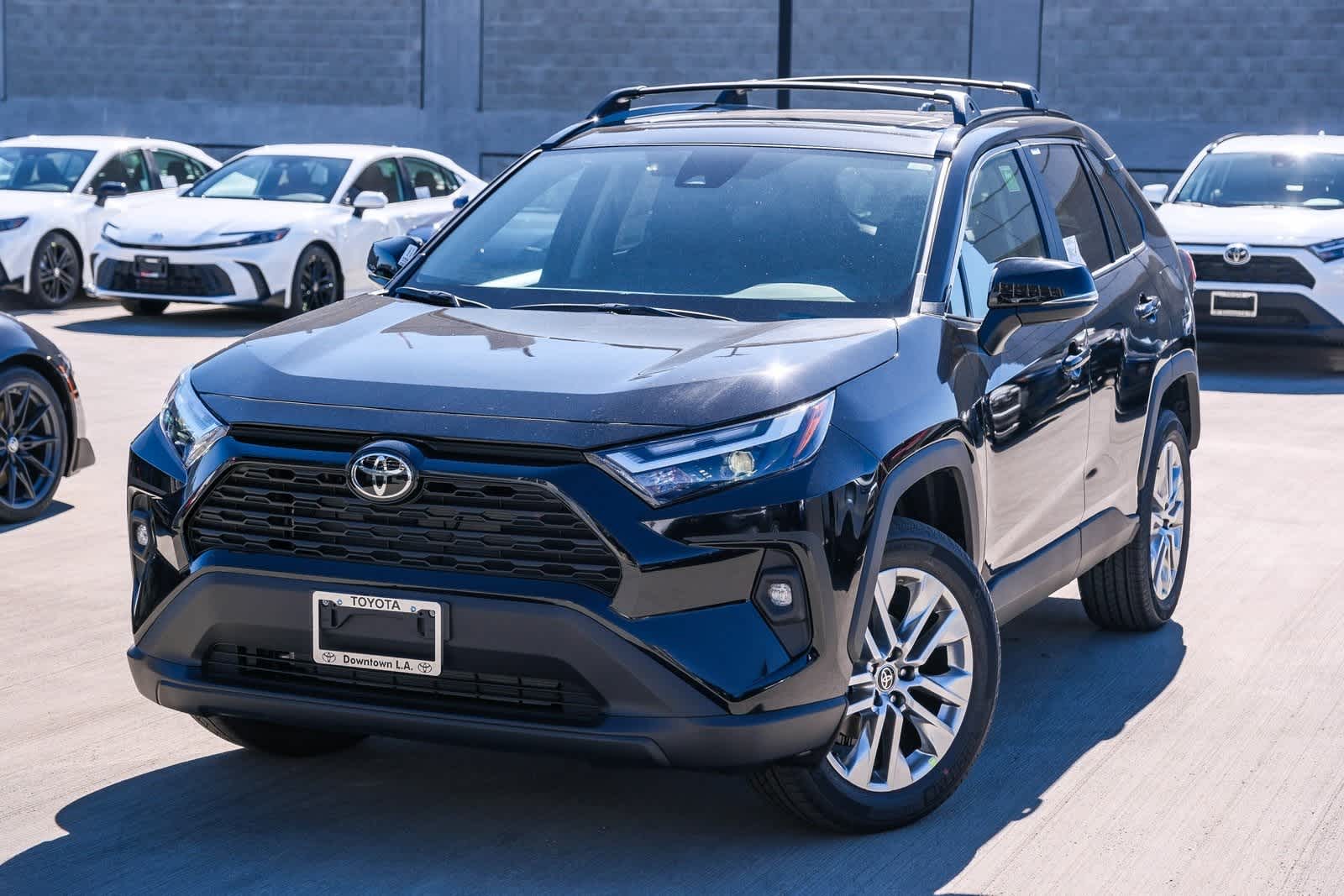 2025 Toyota RAV4 XLE Premium