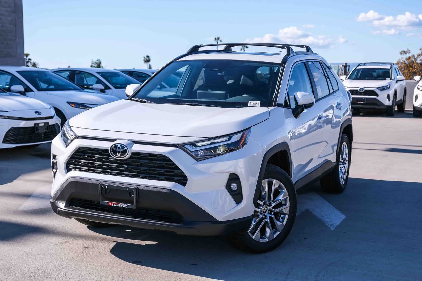 2025 Toyota RAV4 XLE Premium