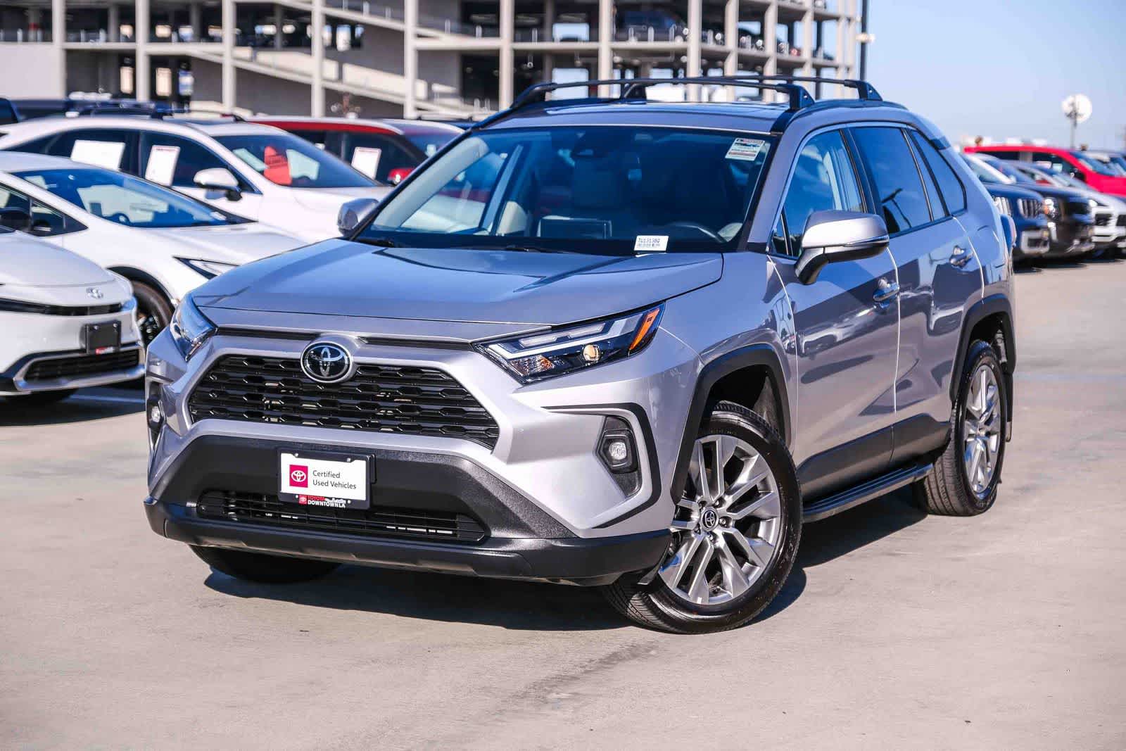 2022 Toyota RAV4 XLE Premium