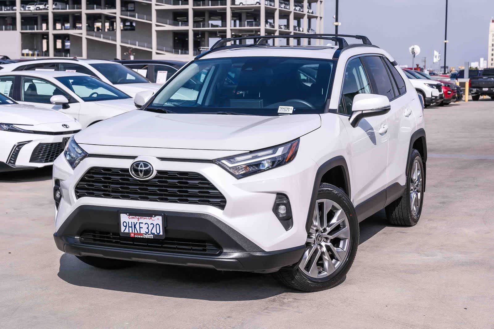 2023 Toyota RAV4 XLE Premium