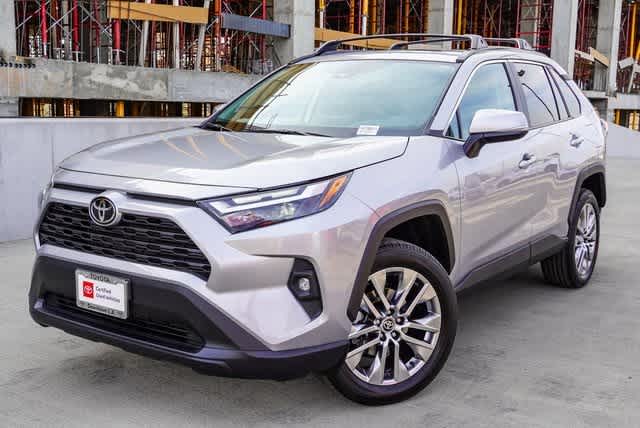 2024 Toyota RAV4 XLE Premium