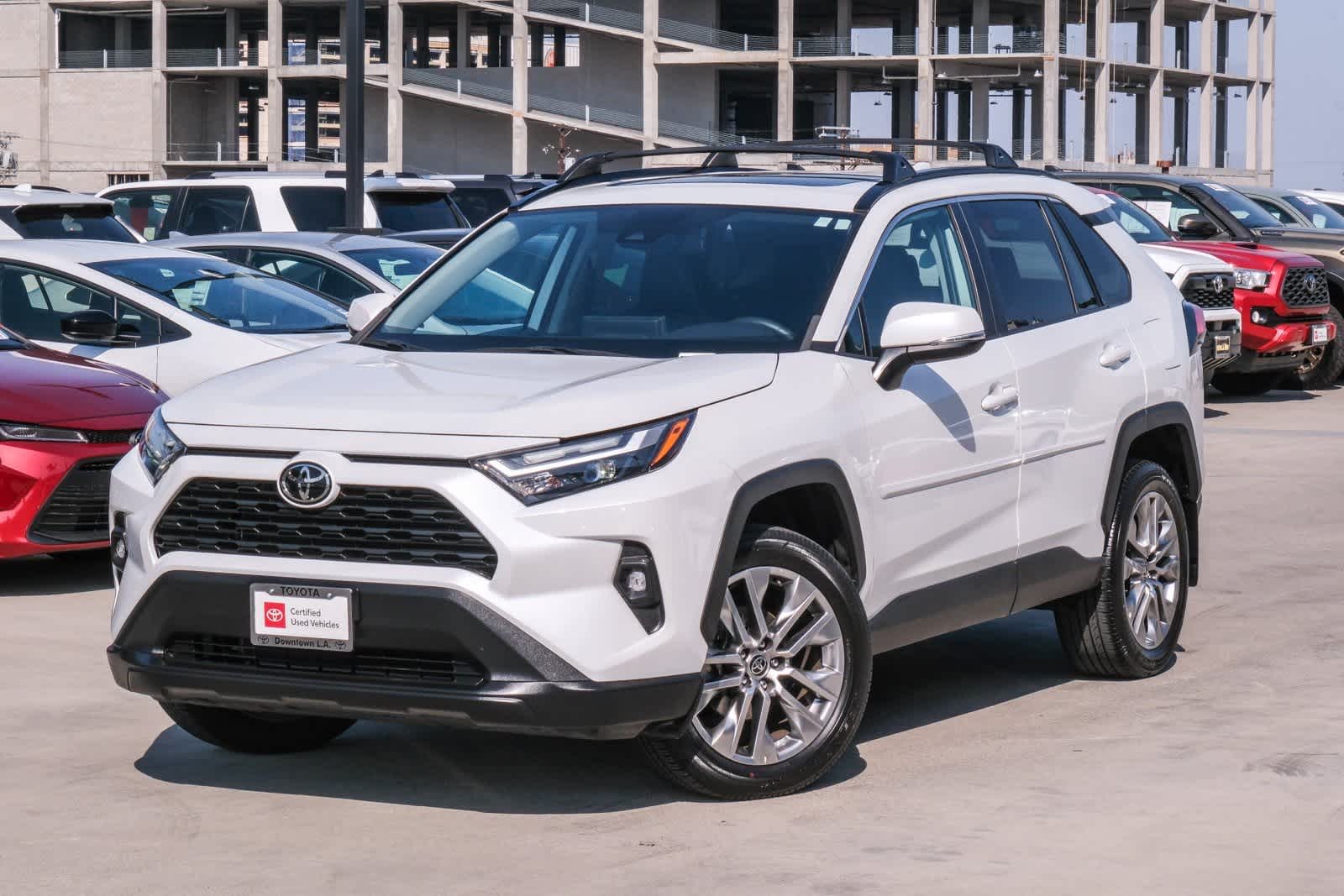 2023 Toyota RAV4 XLE Premium