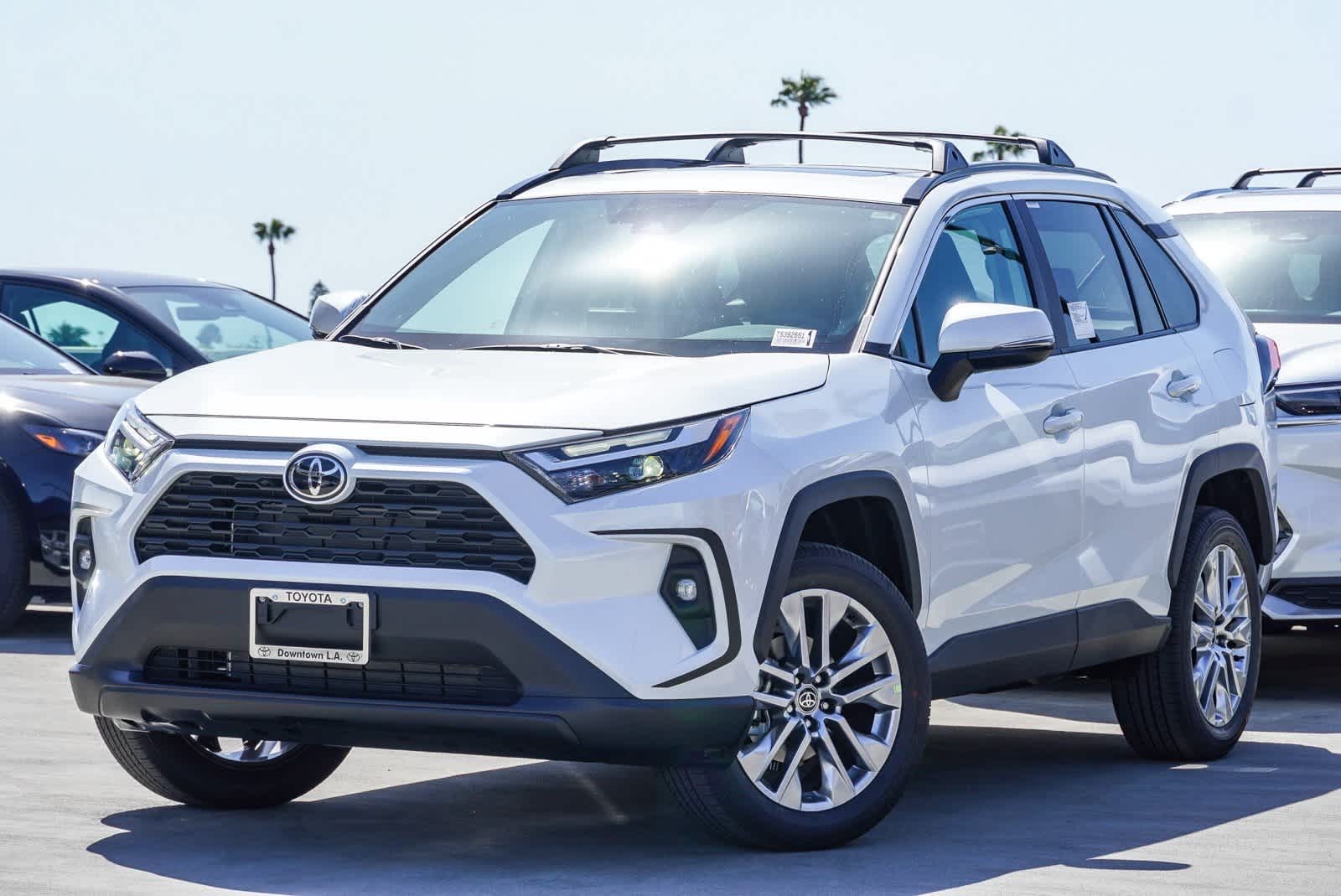 2025 Toyota RAV4 XLE Premium