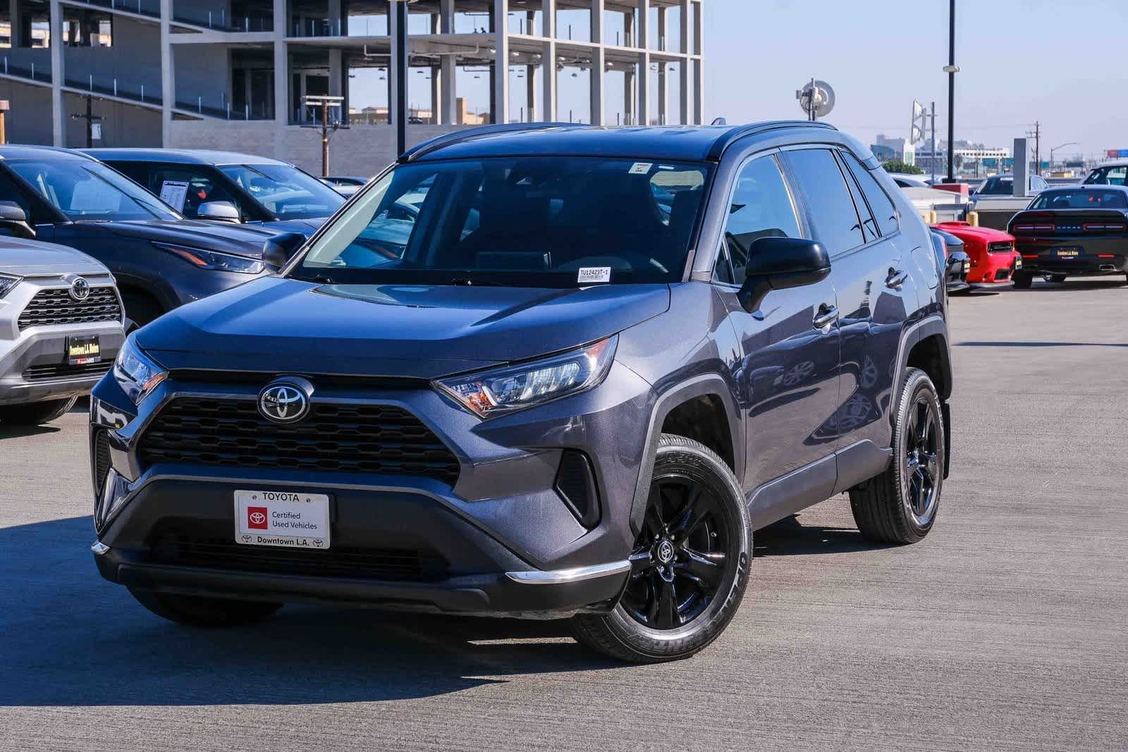 2019 Toyota RAV4 LE