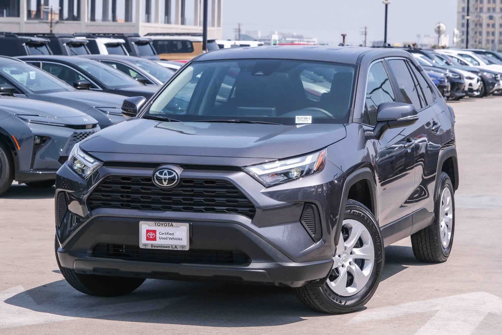 2025 Toyota RAV4 LE