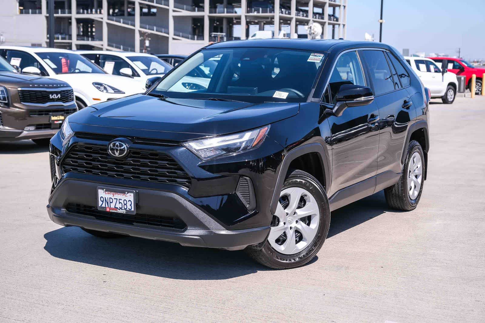 2024 Toyota RAV4 LE