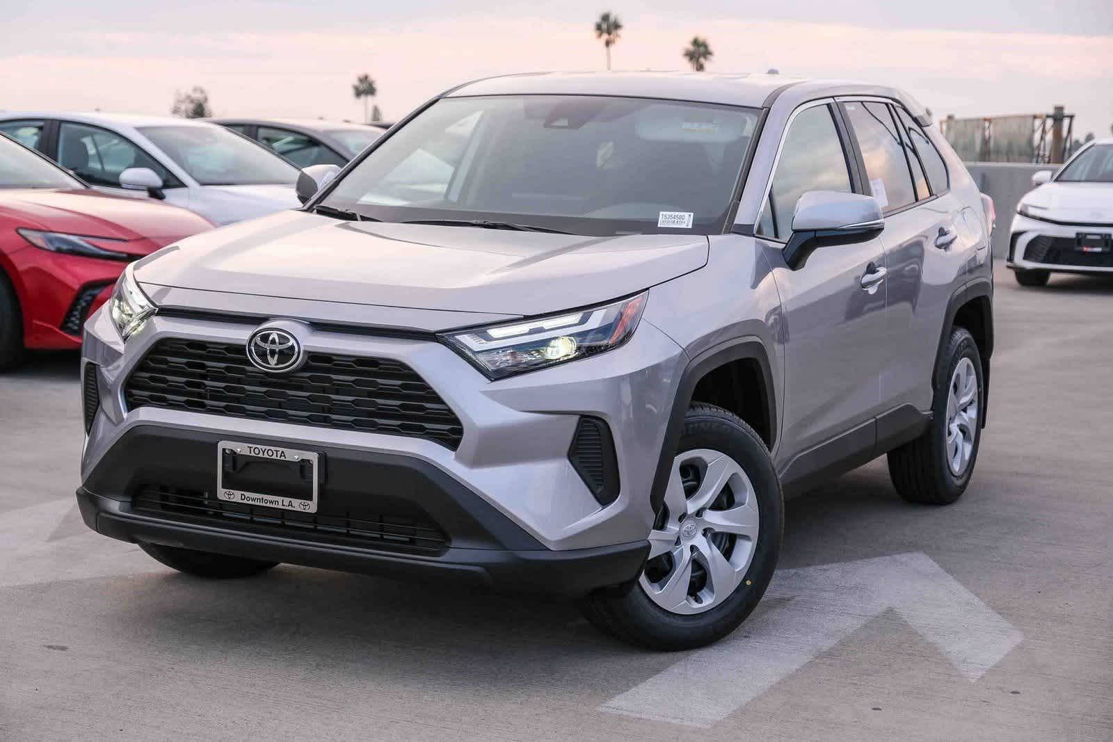 2025 Toyota RAV4 LE