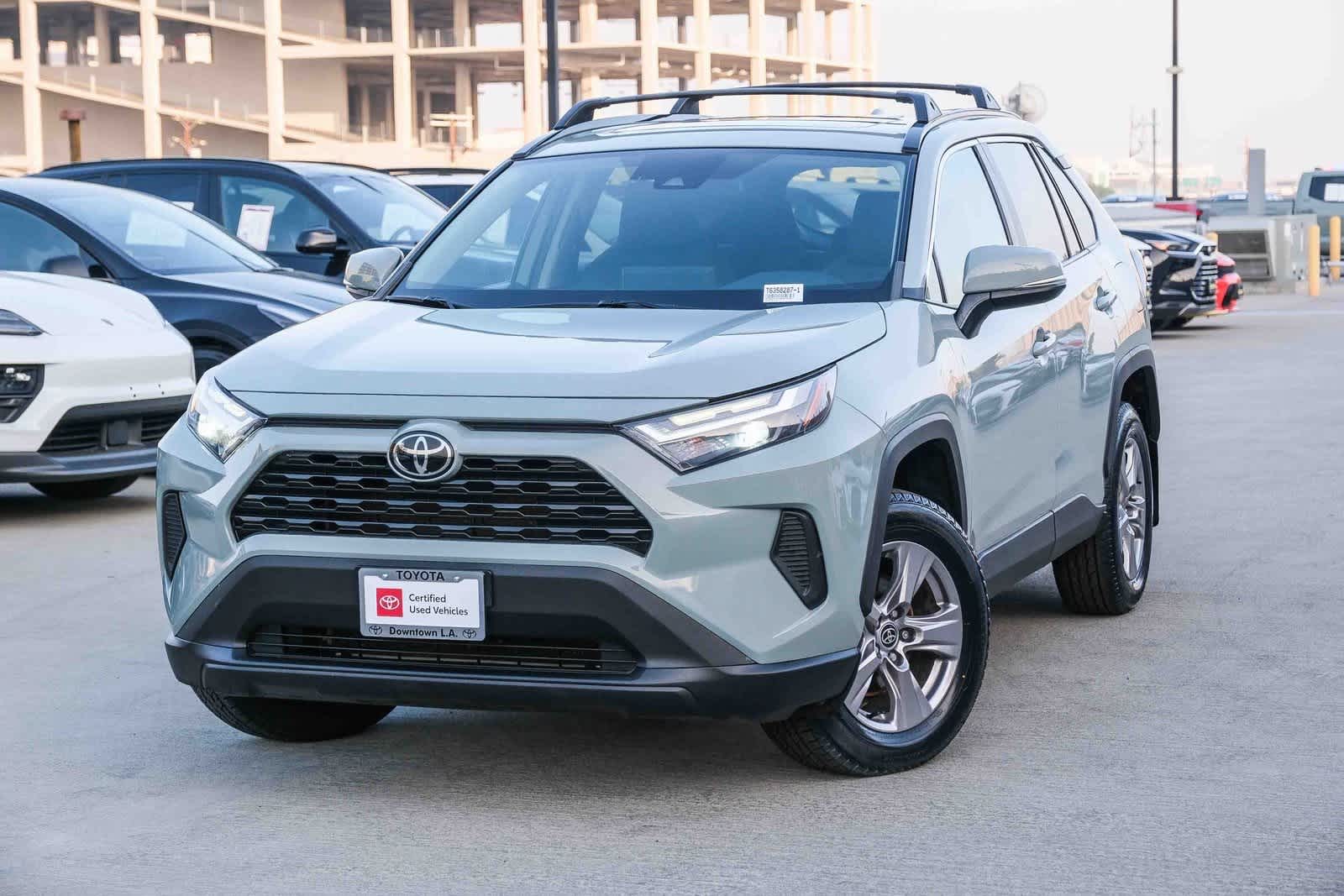 2022 Toyota RAV4 XLE