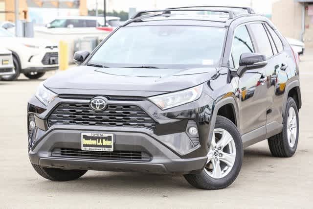 2020 Toyota RAV4 XLE