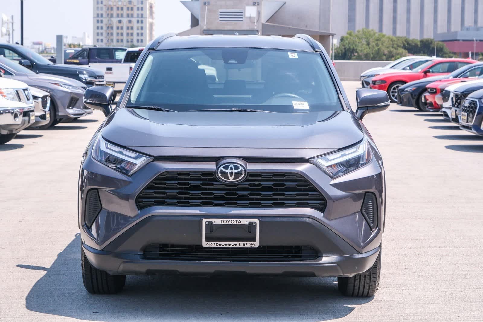 Used 2022 Toyota RAV4 XLE with VIN 2T3P1RFV8NW299369 for sale in Northfield, Minnesota
