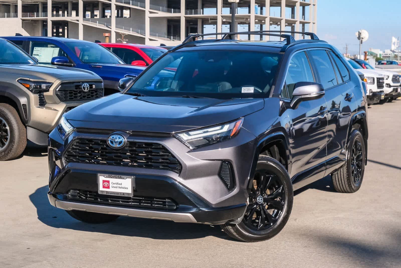2023 Toyota RAV4 Hybrid SE