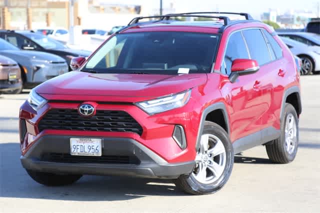 2023 Toyota RAV4 XLE