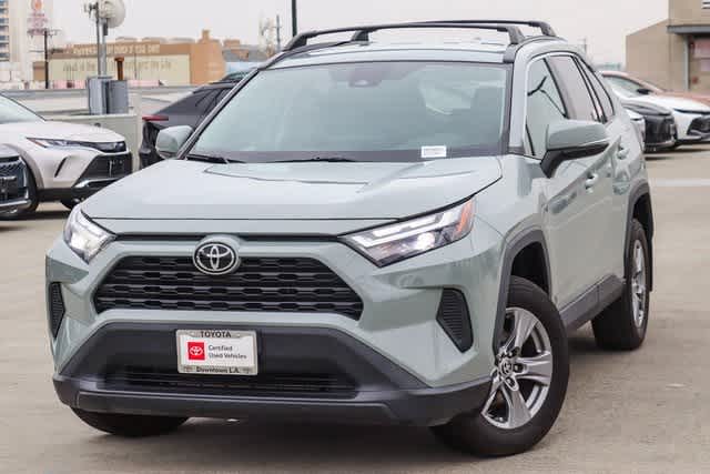 2022 TOYOTA RAV4 XLE