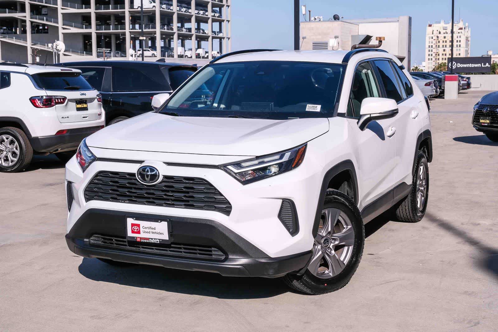 2024 Toyota RAV4 XLE
