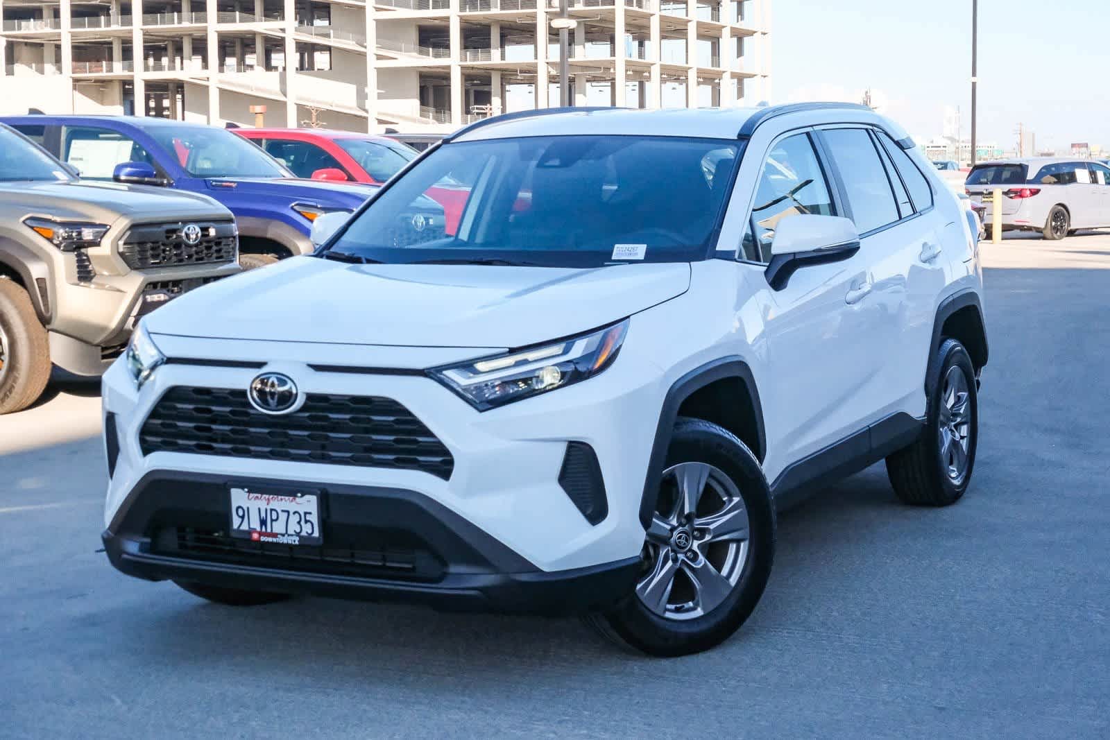 2024 Toyota RAV4 XLE