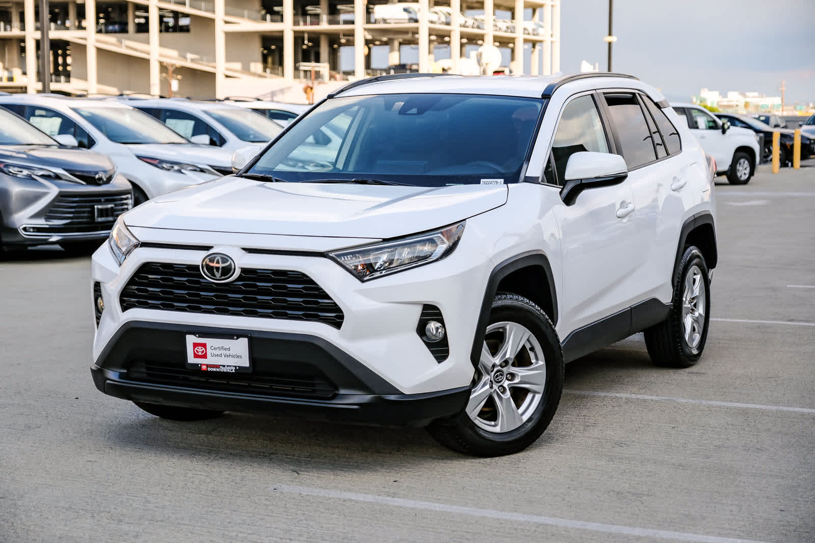 2020 Toyota RAV4 XLE