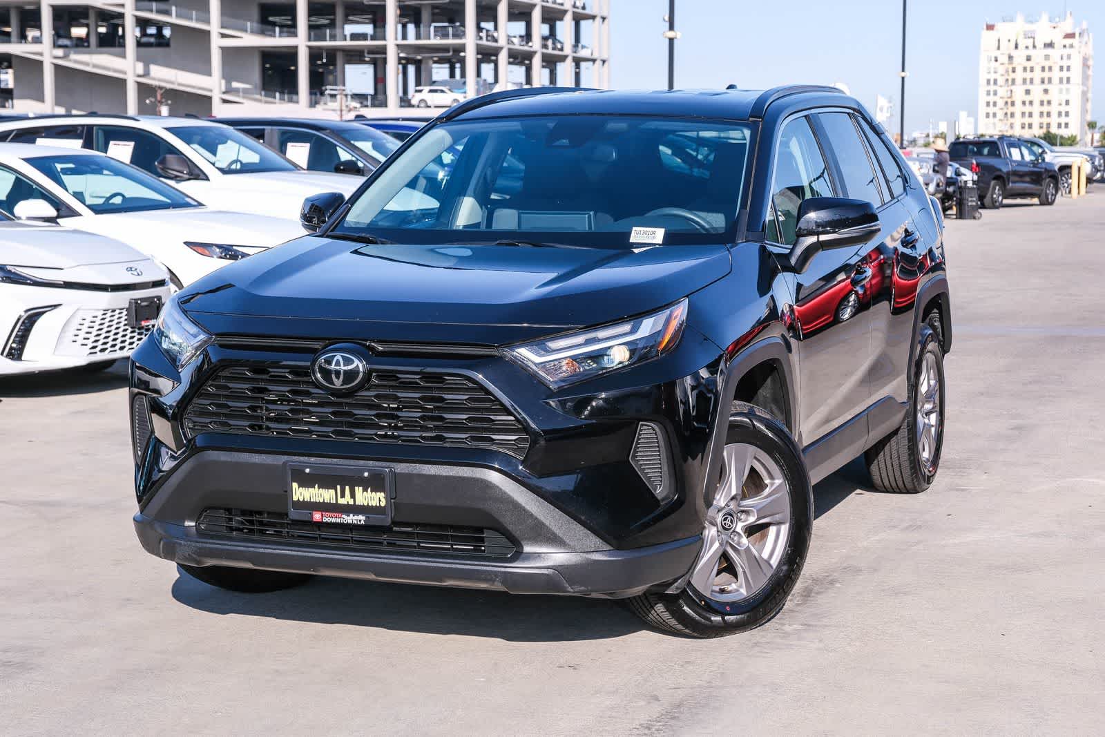 2024 Toyota RAV4 XLE FWD's photo