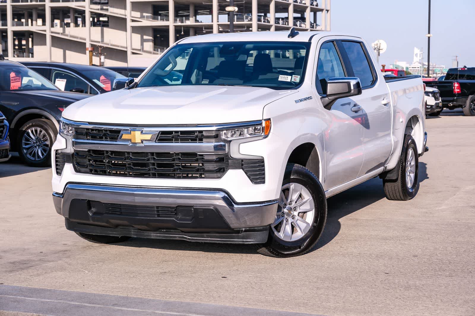 2025 Chevrolet Silverado 1500's photo