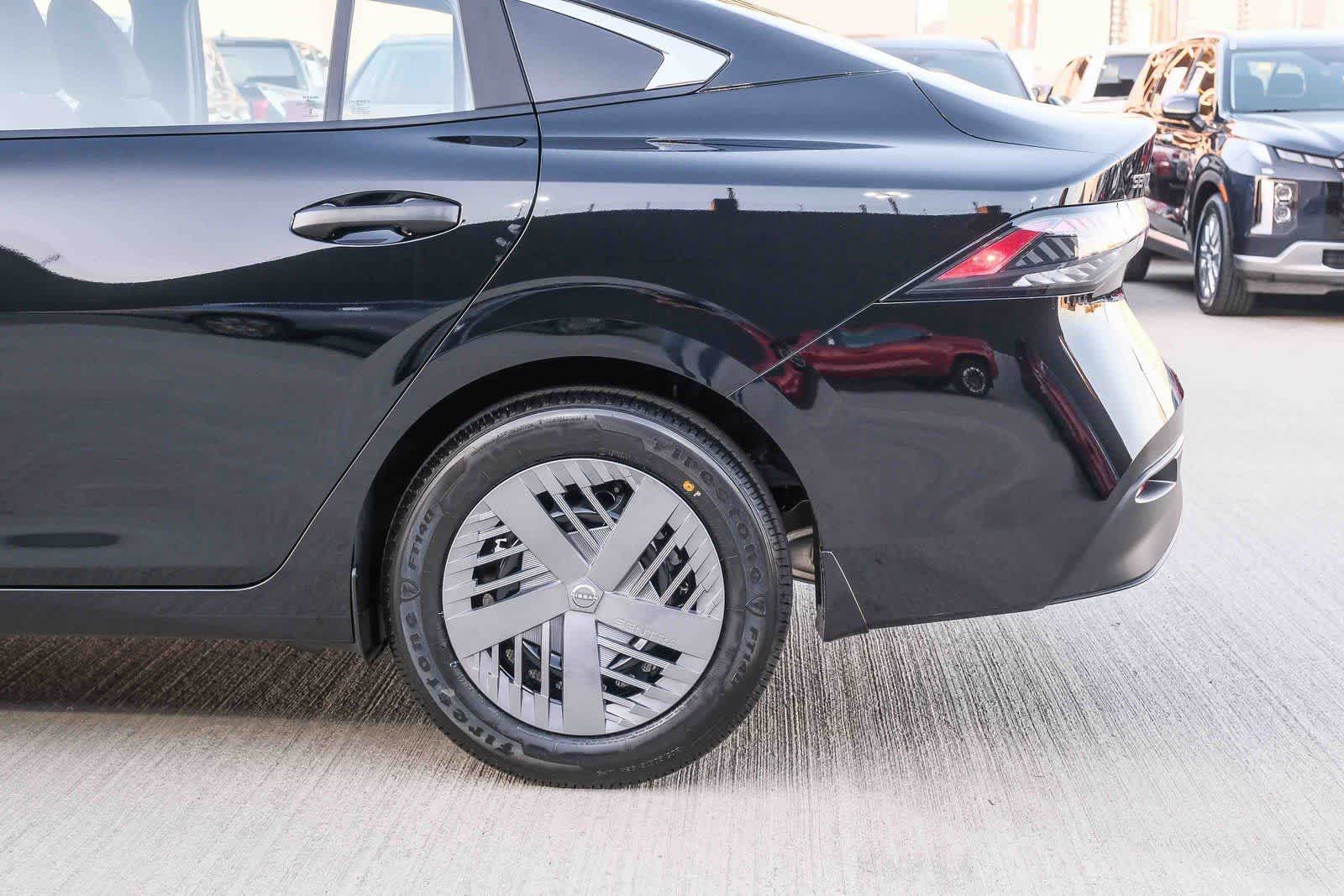 2026 Nissan Sentra S - Photo 8