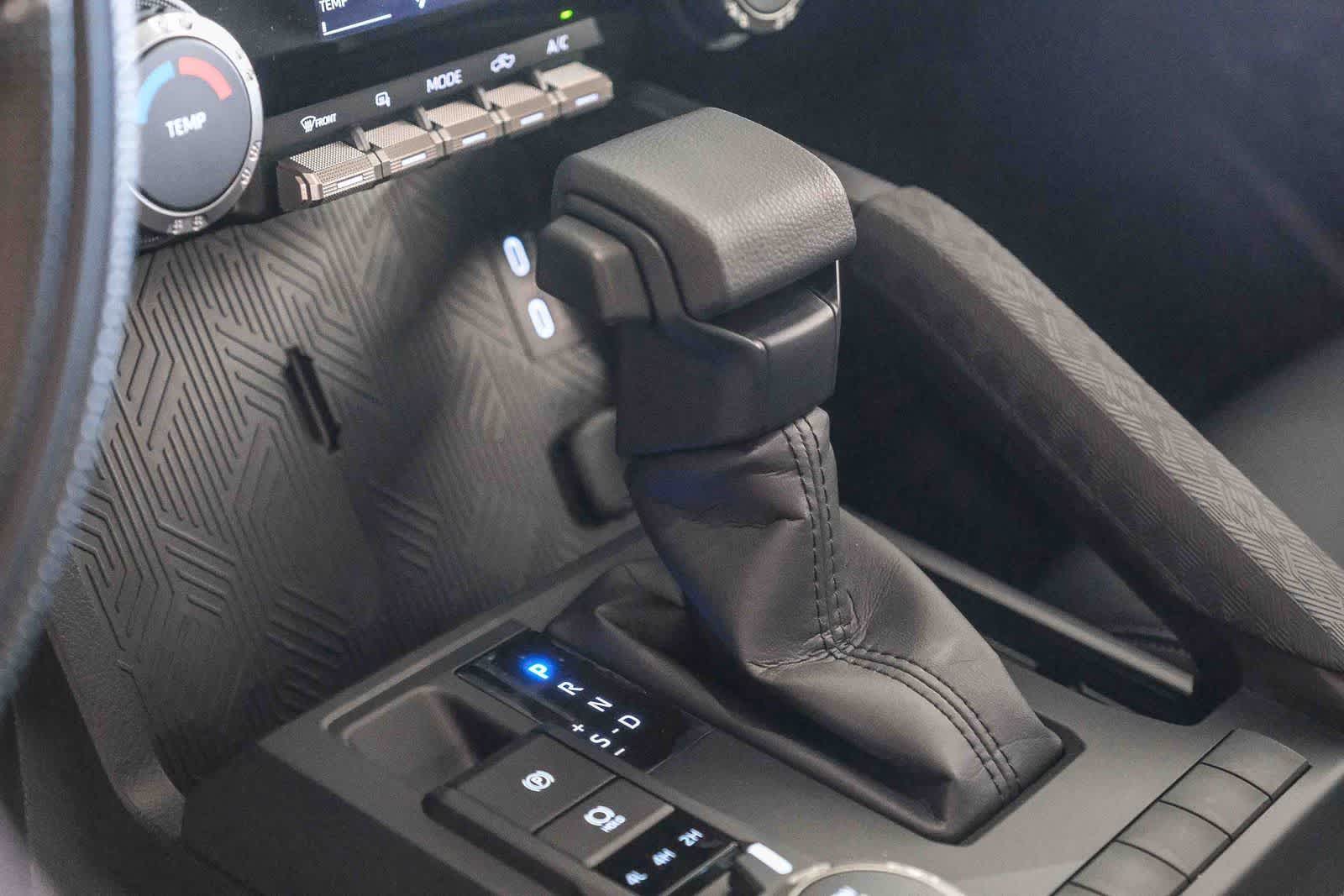 2026 Toyota Tacoma SR5 - Photo 23