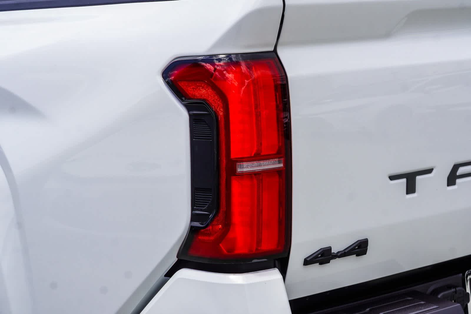 New 2025 Toyota Tacoma SR5 New 2025 Toyota Tacoma SR5