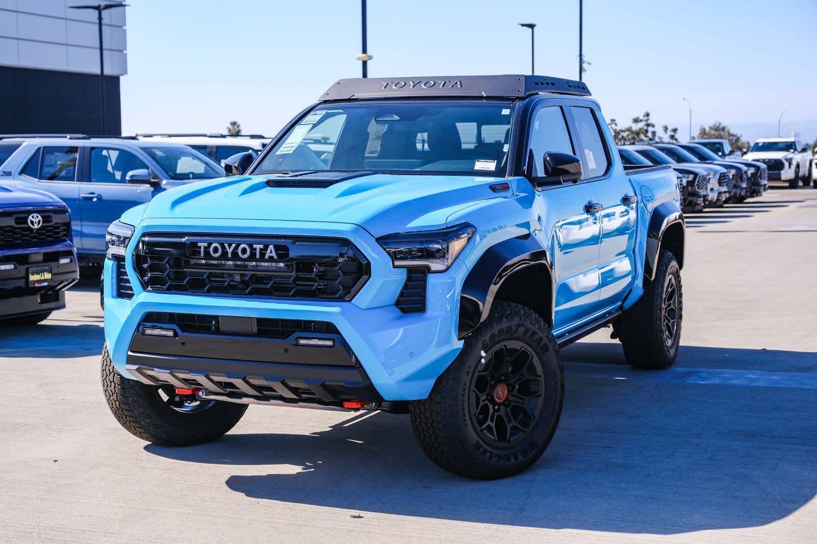 Toyota Tacoma i-FORCE MAX TRD Pro 2026