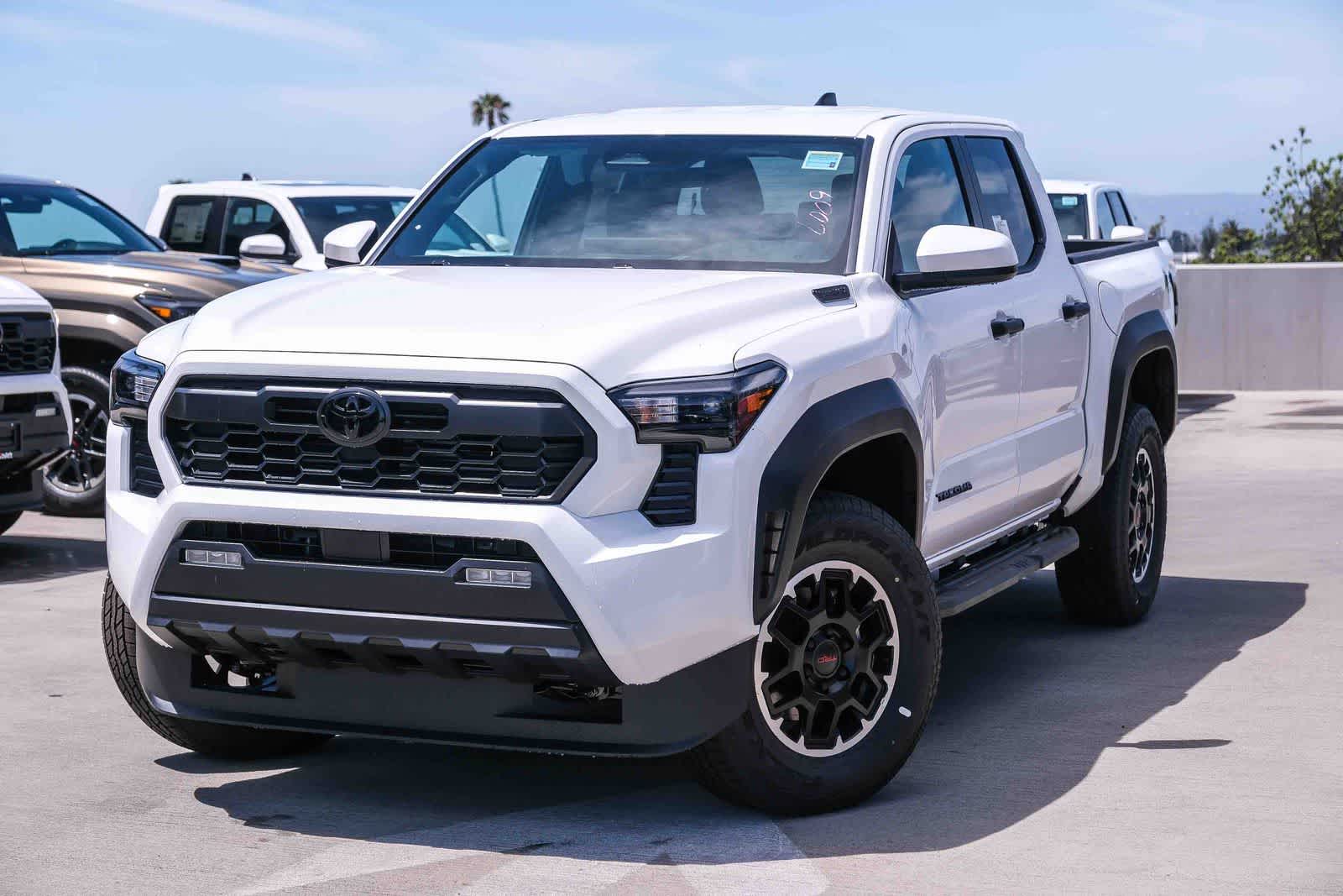 2026 Toyota Tacoma i-FORCE MAX TRD Off Road