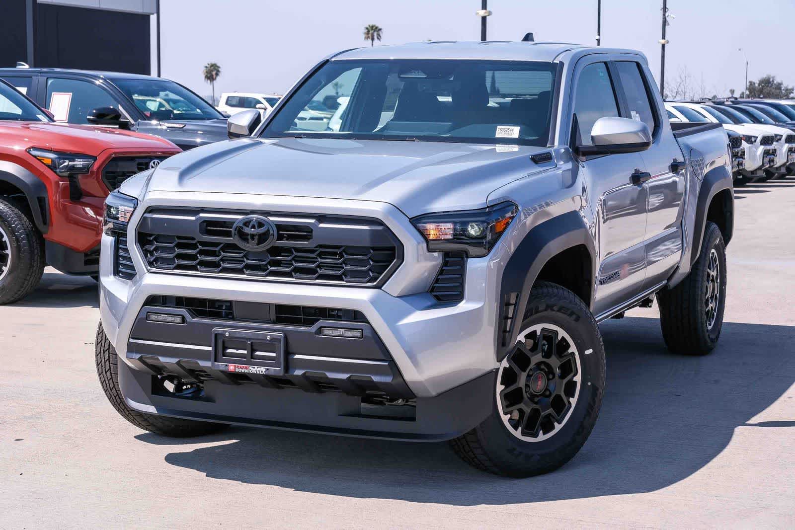 2026 Toyota Tacoma i-FORCE MAX TRD Off Road