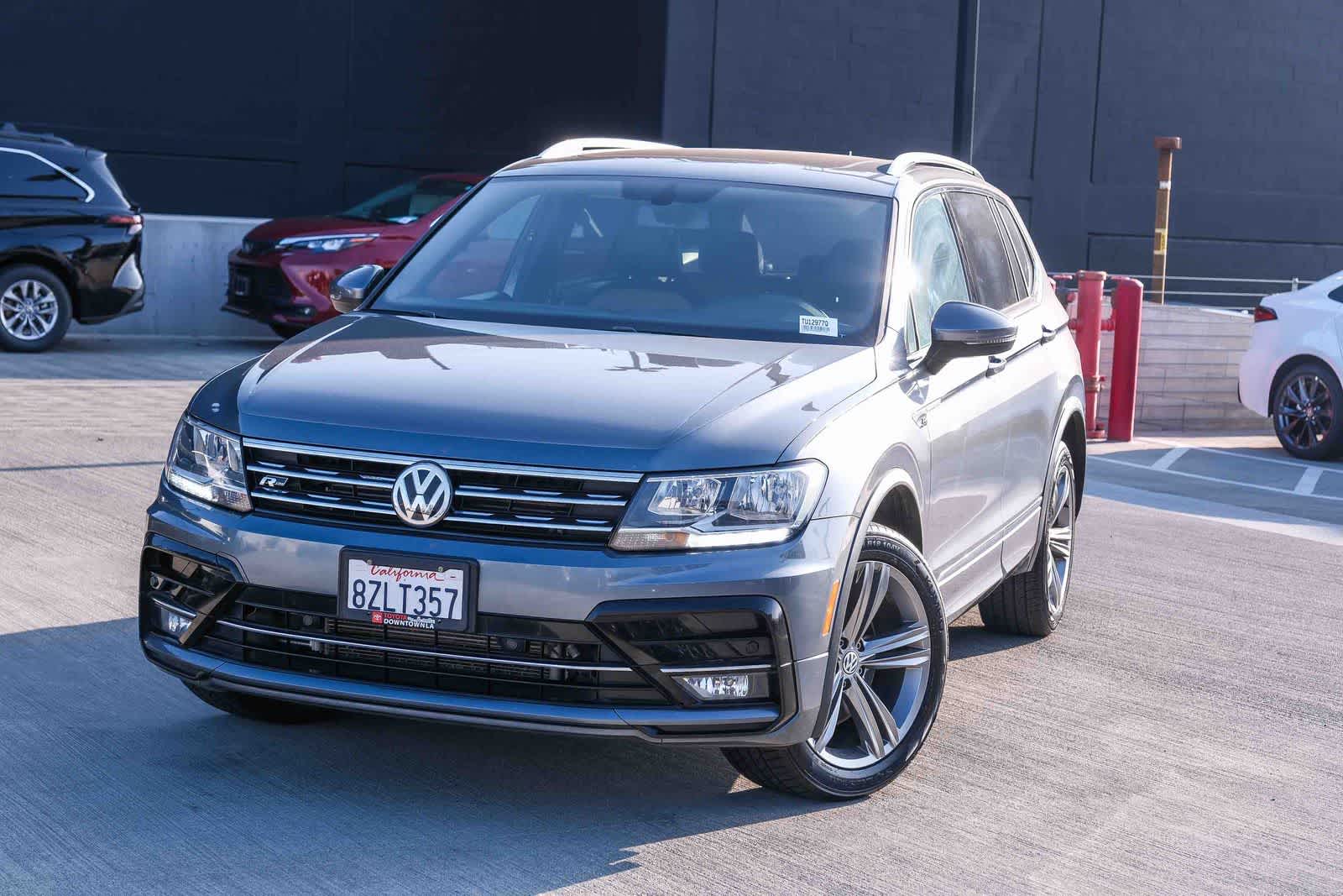 2018 Volkswagen Tiguan 2.0T SEL 4Motion's photo