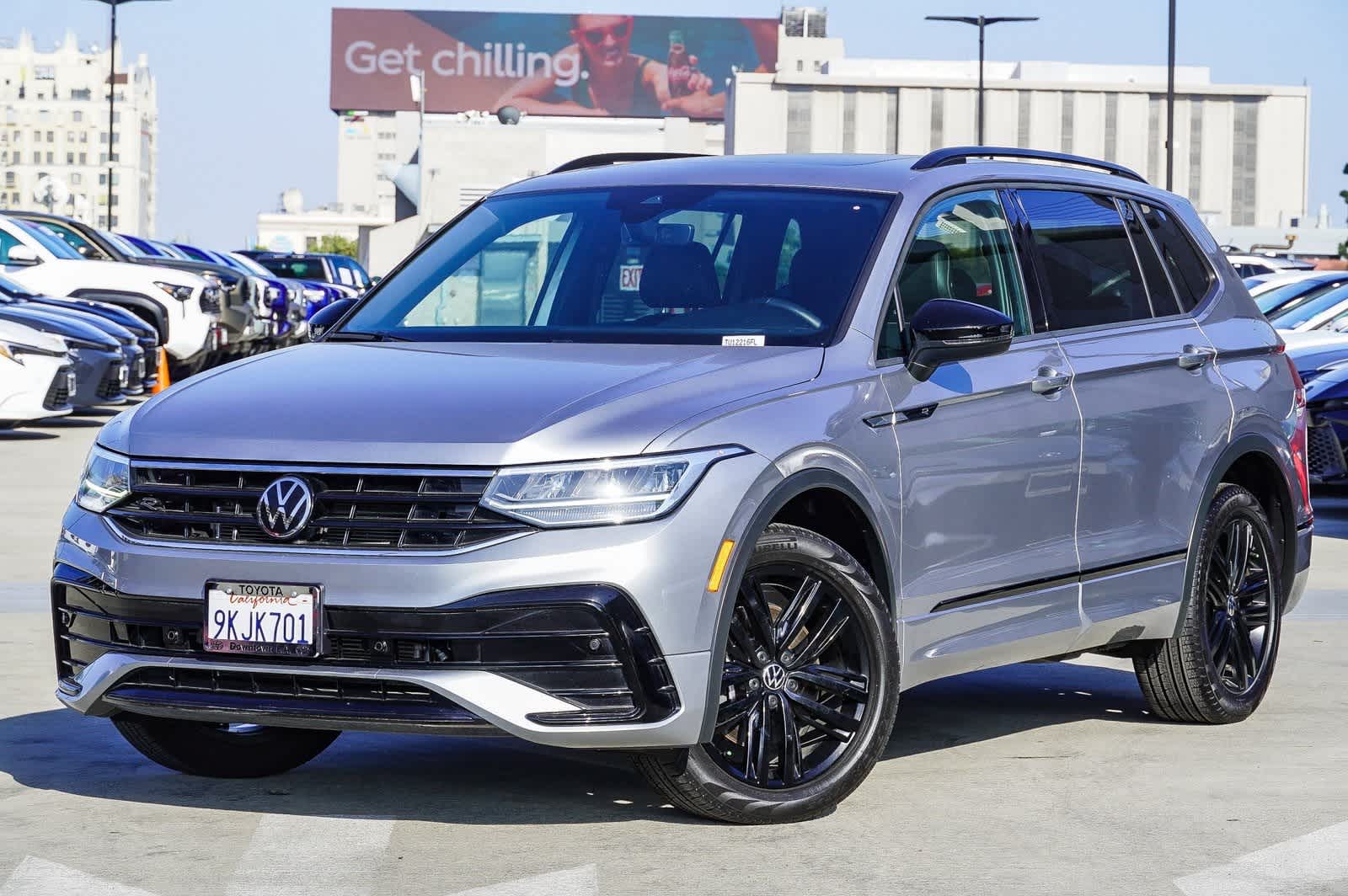2022 Volkswagen Tiguan SE R-Line Black