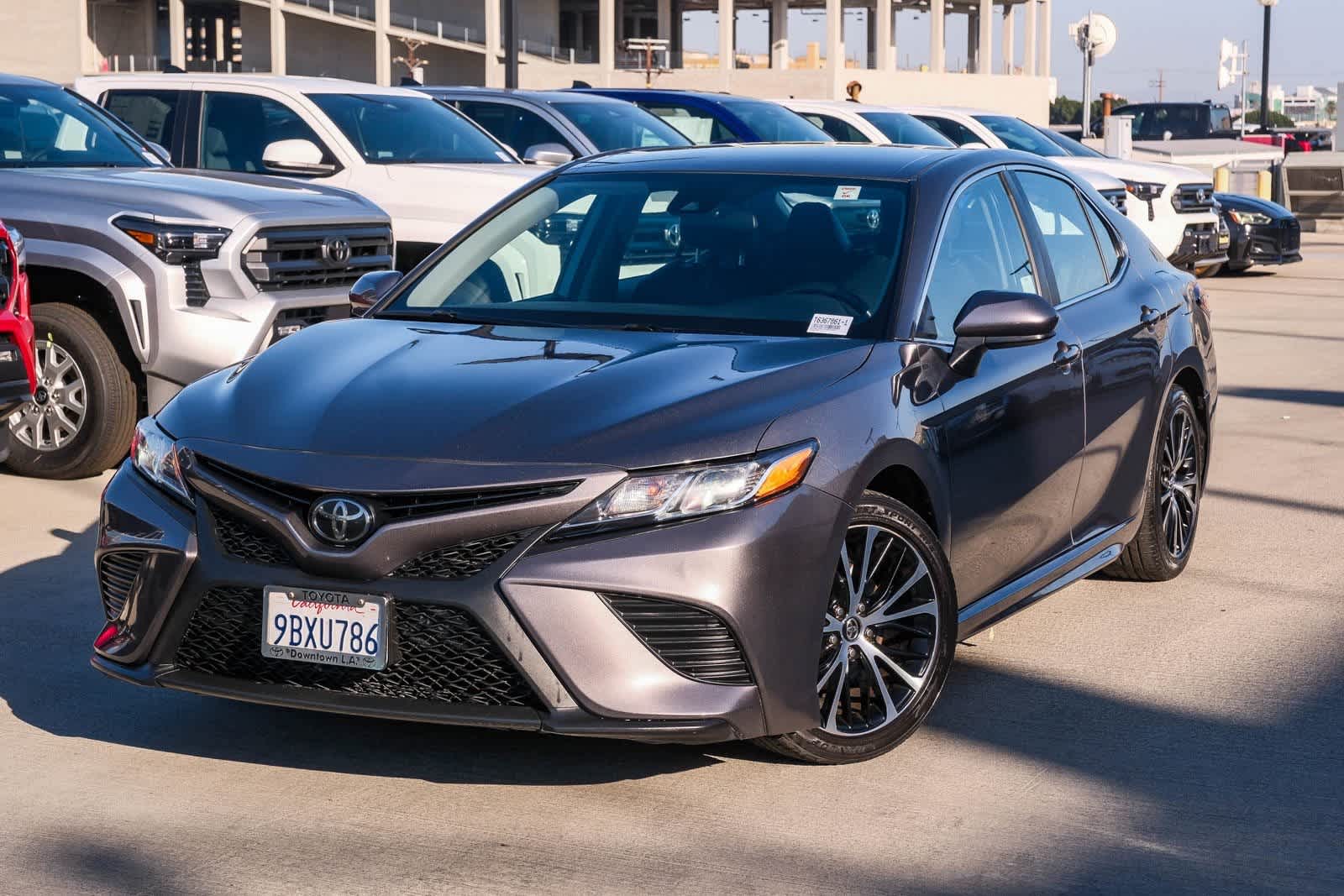 2019 Toyota Camry SE